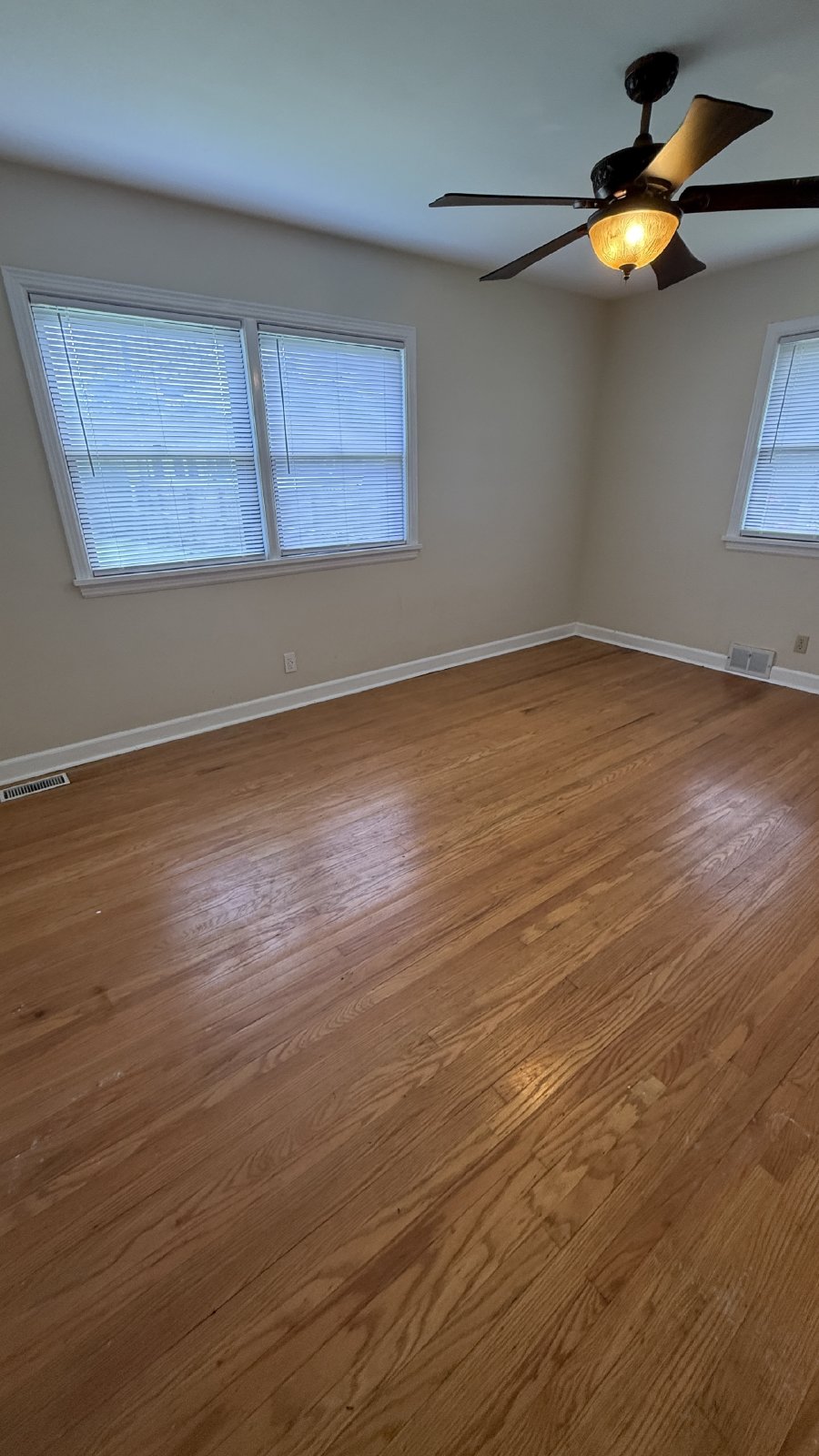 3bd 2ba home in the Bowman Field area property image