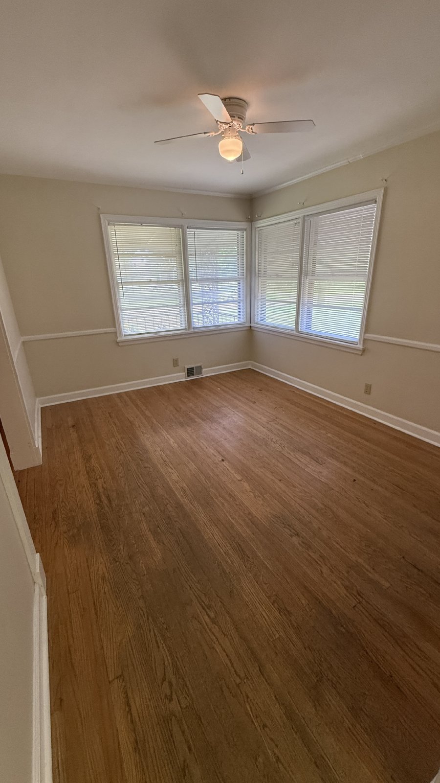 3bd 2ba home in the Bowman Field area property image