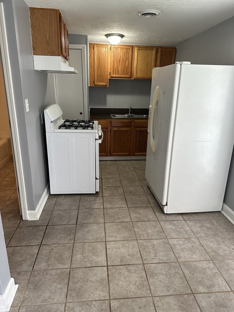 $1100/month 2 bd 1 ba Apartment near Churchhill Downs property image
