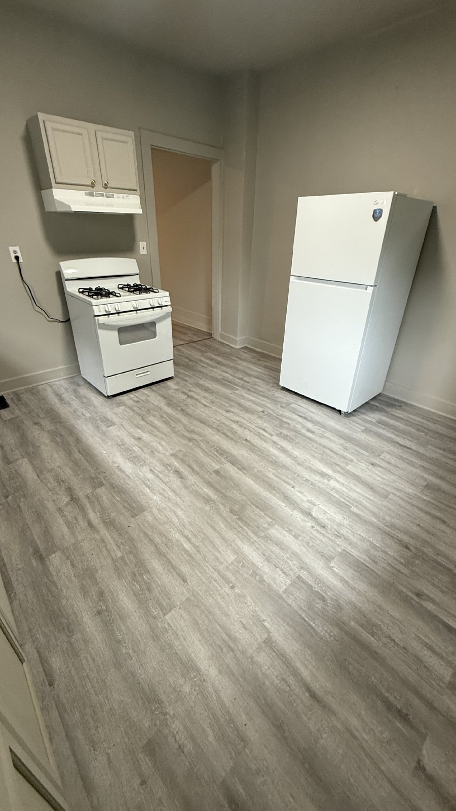 $1100/mo 2bd 1ba Town home. property image