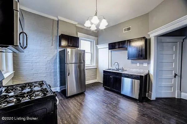 4 Bedroom Apartment on 3rd St $1450/mo property image