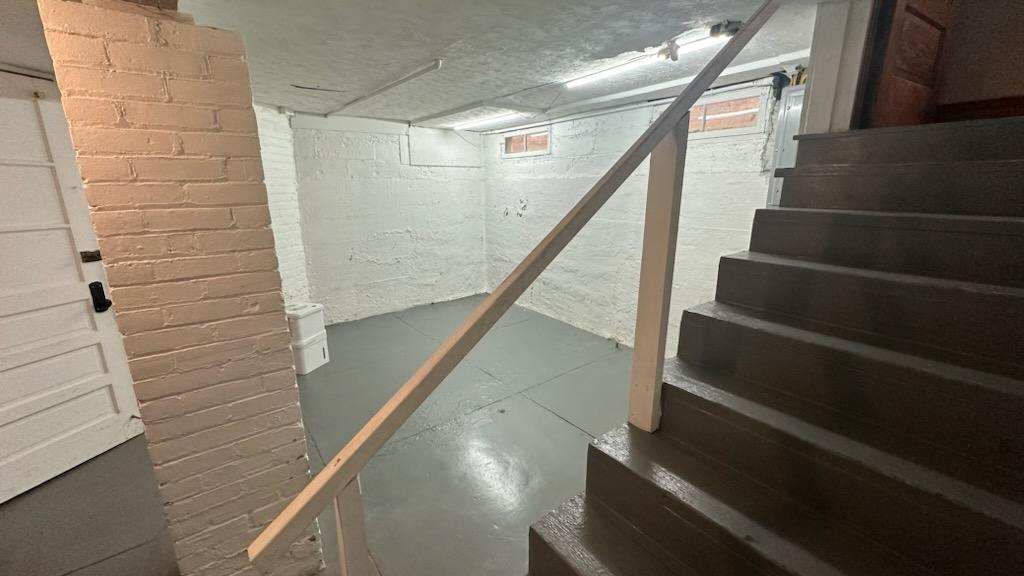 $2200/mo 4bd 1ba near Frankfort Ave property image