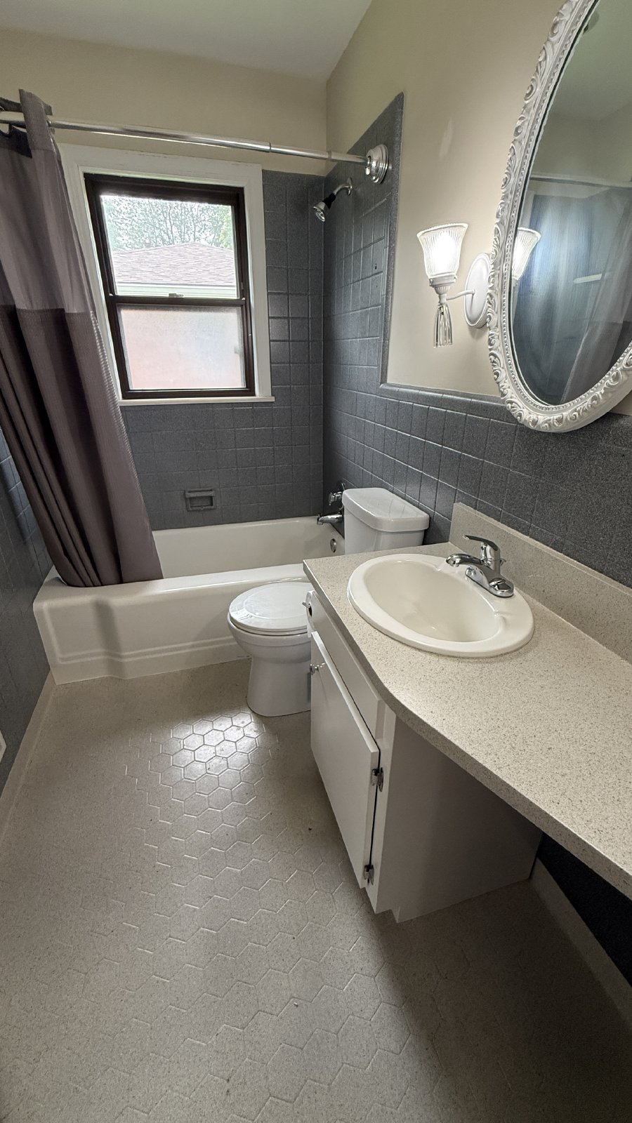 1660 Almara Cir property image